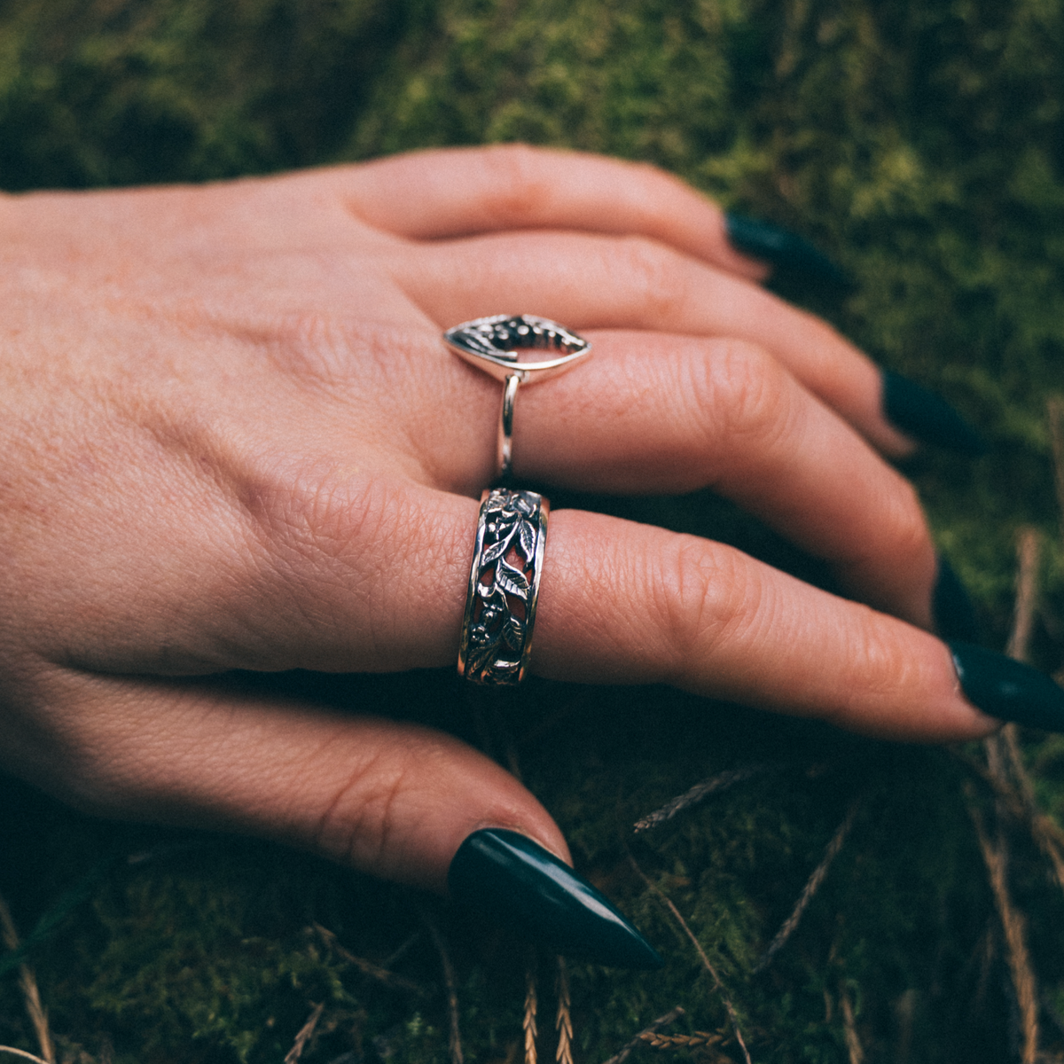 NIGHTSHADE - Sterling Silver Ring
