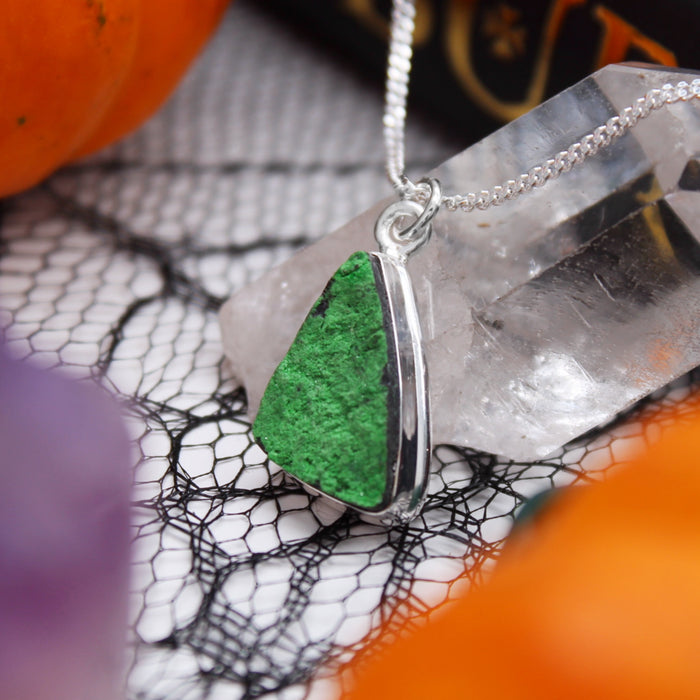 WOODLAND WITCH - Sterling Silver & Uvarovite Necklace