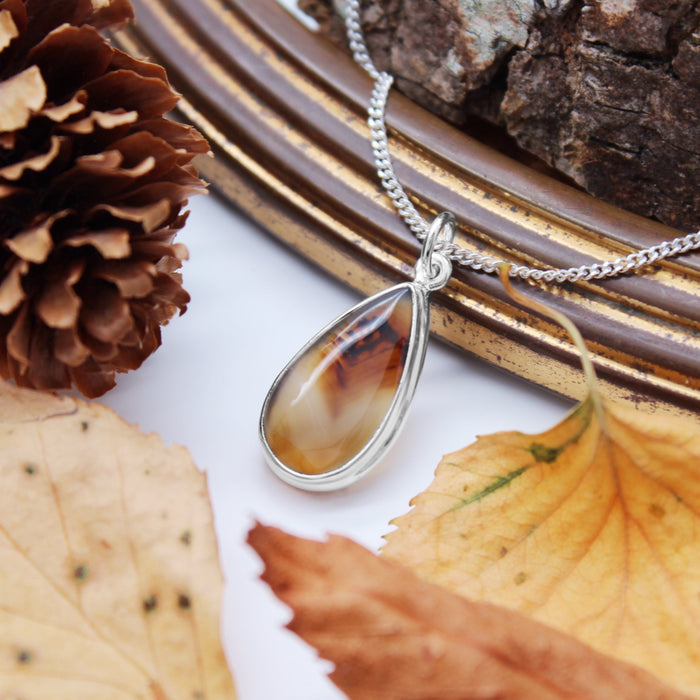 FALL - Sterling Silver & Montana Agate Necklace