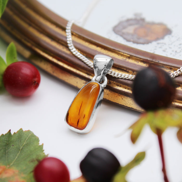 GOLDEN HOUR - Sterling Silver & Amber Necklace