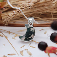 WOODLAND ECLIPSE - Sterling Silver & Moss Agate Necklace