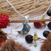 WOODLAND ECLIPSE - Sterling Silver & Moss Agate Necklace