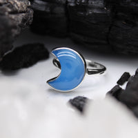 BLUE MOON - Sterling Silver & Blue Chalcedony Ring - US 7