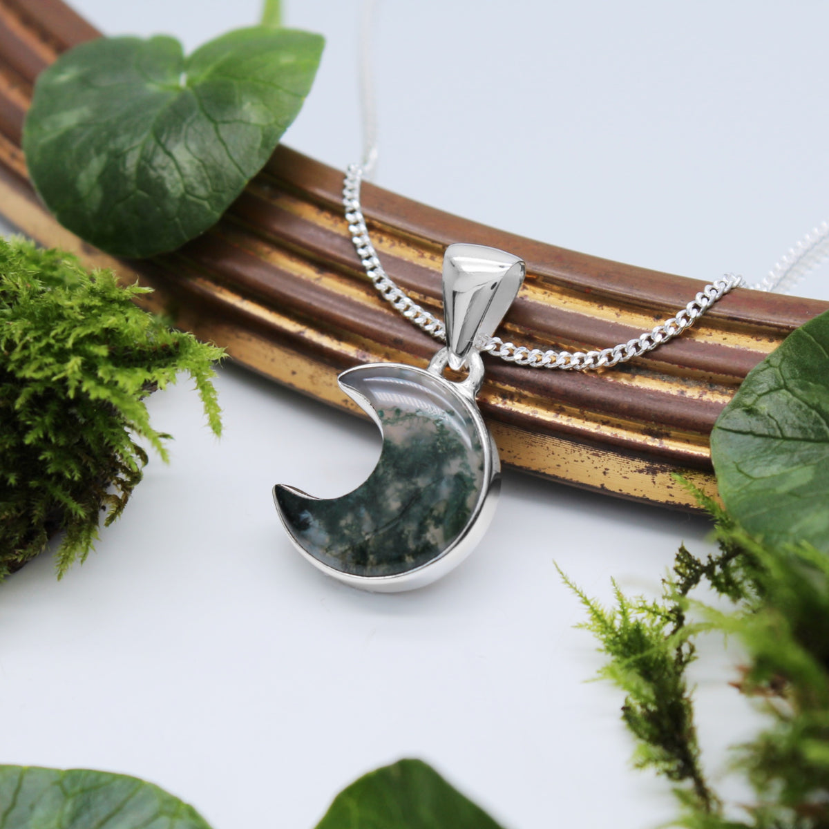 WOODLAND ECLIPSE - Sterling Silver & Moss Agate Necklace