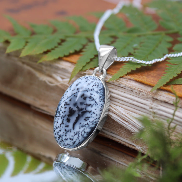 SNOWY SKIES - Sterling Silver & Dendritic Agate Necklace