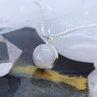 MOON GLOW - Sterling Silver & Moonstone Necklace