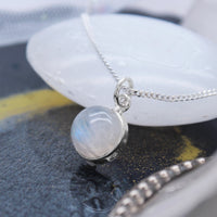 MOON GLOW - Sterling Silver & Moonstone Necklace