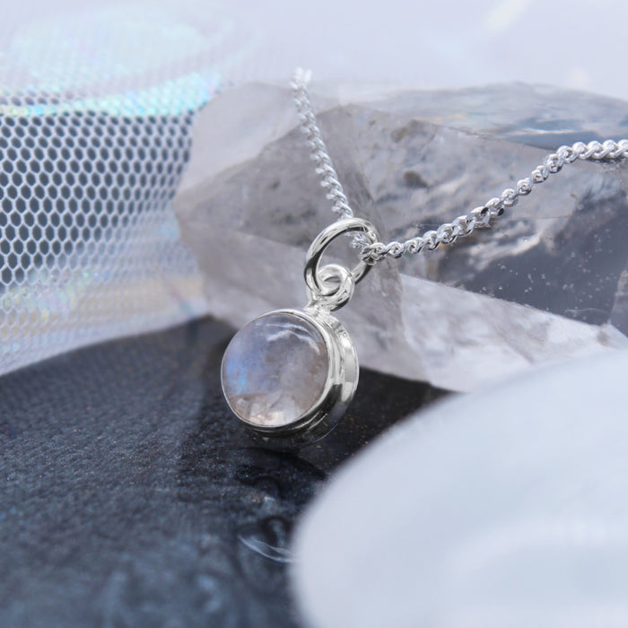 MOON GLOW - Sterling Silver & Moonstone Necklace