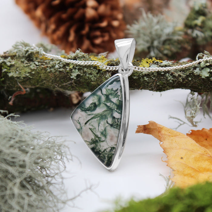 FOREST FOLLY - Sterling Silver & Moss Agate Necklace